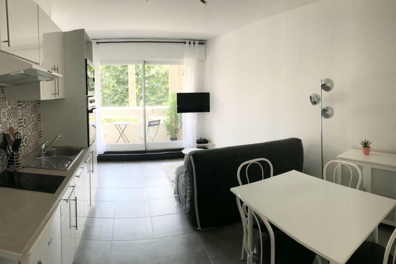 Charmant Studio, Centre-Ville Осер Экстерьер фото