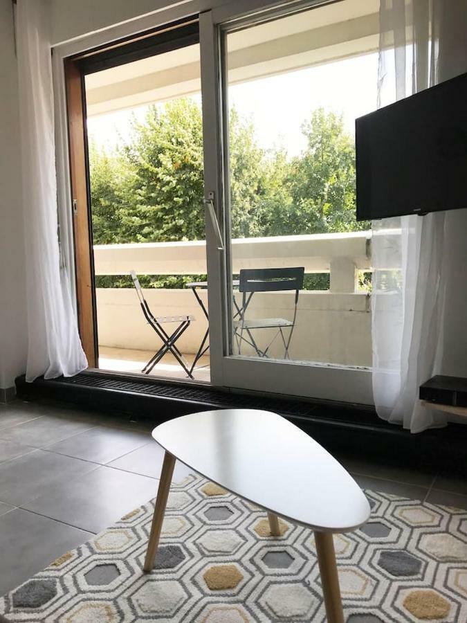 Charmant Studio, Centre-Ville Осер Экстерьер фото